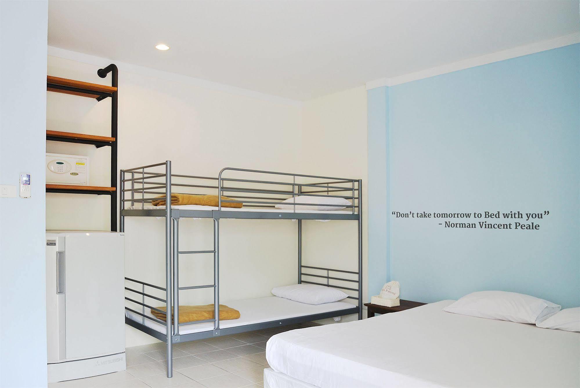Hotel Oyo 1032 Beds Patong Phuket Zewnętrze zdjęcie